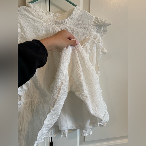 NWT Vestique White Lotus Top - Size L - Picture 9 of 9
